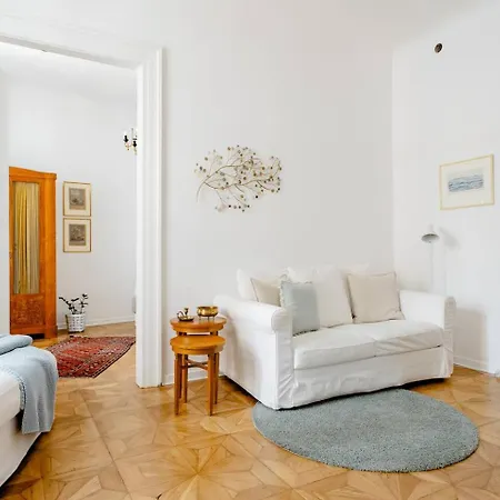 Pogri House Unità