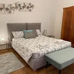 Pogri House Unita * Trieste