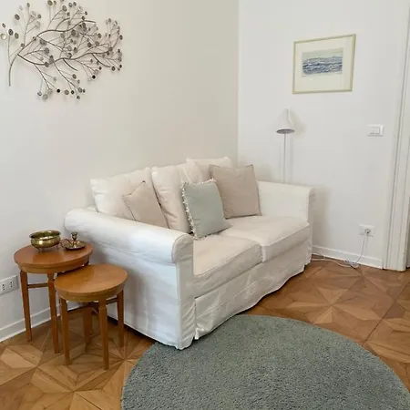 Pogri House Unita * Trieszt