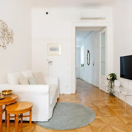 Pogri House Unita Apartmán *