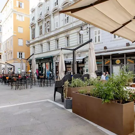 Apartment Pogri House Unita Trieste